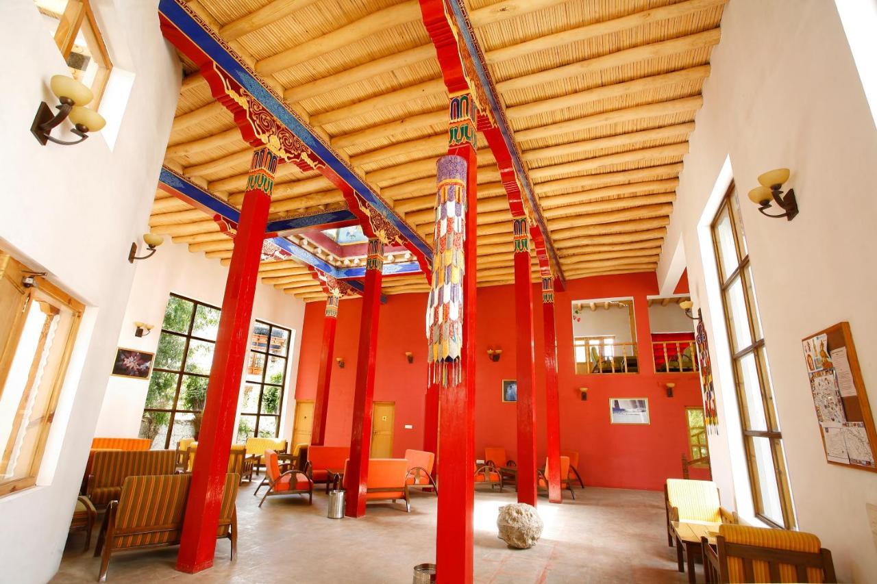 Lha-Ri-Sa Resort Лех Екстер'єр фото