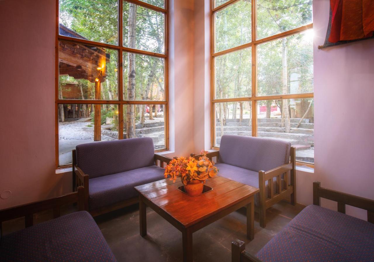 Lha-Ri-Sa Resort Лех Екстер'єр фото